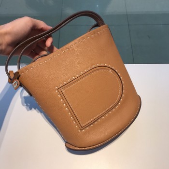 델보 팽 미니 버킷 크로스백